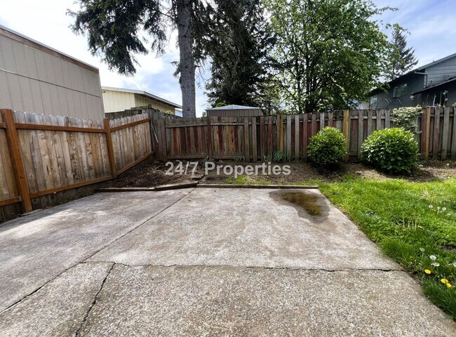 Building Photo - 2024-1102MF