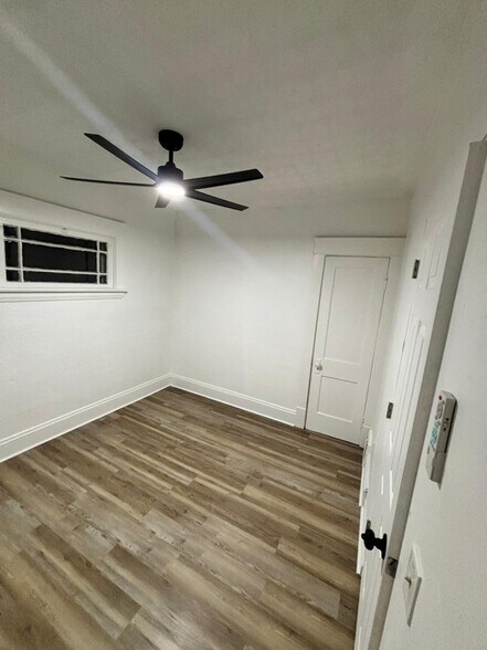 Building Photo - 11813 Soika Ave