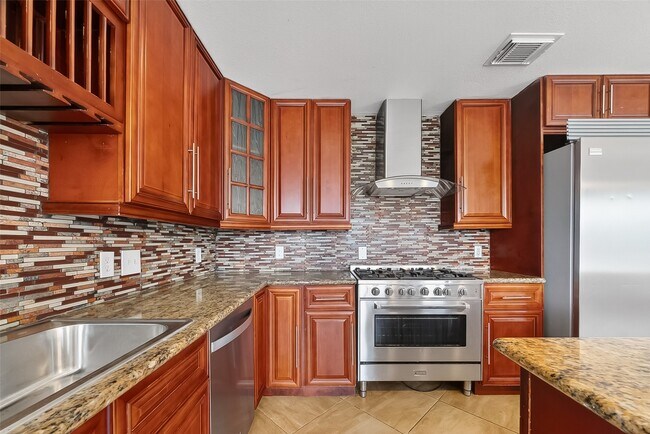 Building Photo - 16111 Soaring Eagle Dr