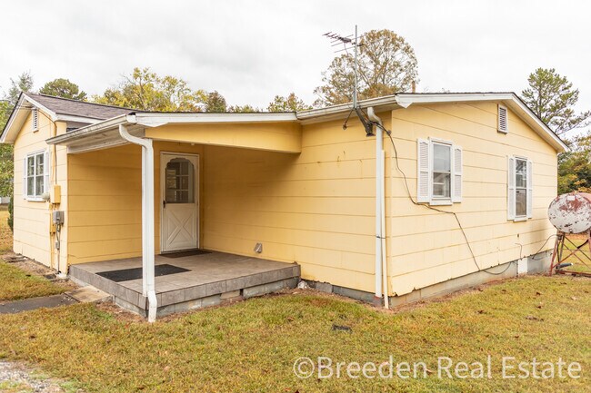 Building Photo - 3559 Berry Rd