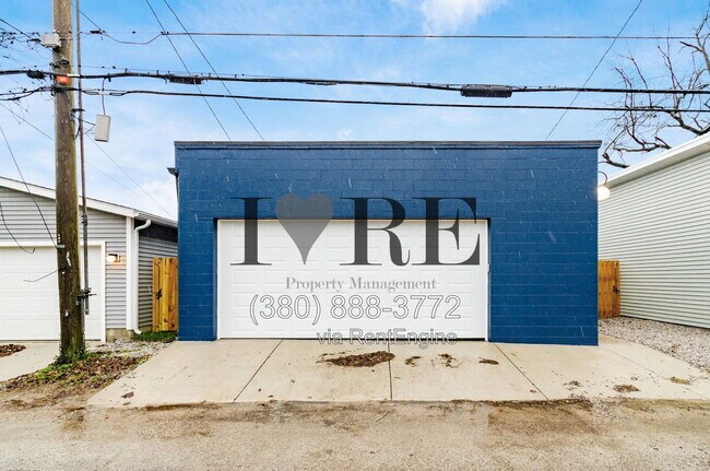 Building Photo - 976 Ellsworth Ave