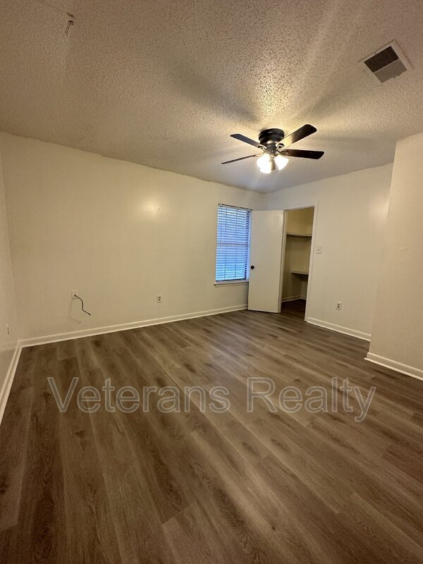 Building Photo - 111 Via Don Ray Rd