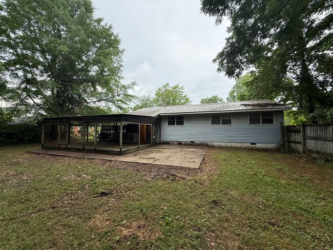 Building Photo - Adorable Home for Rent! Arab, AL!