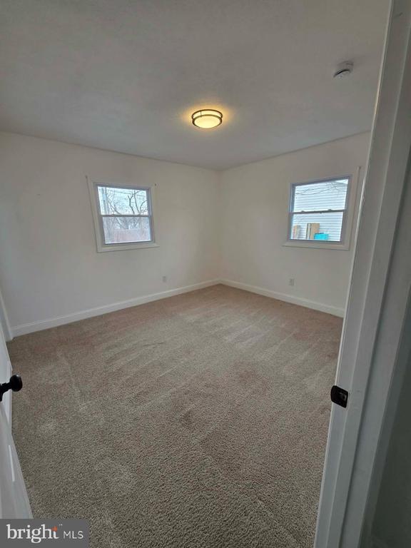 Building Photo - 254 Princeton St