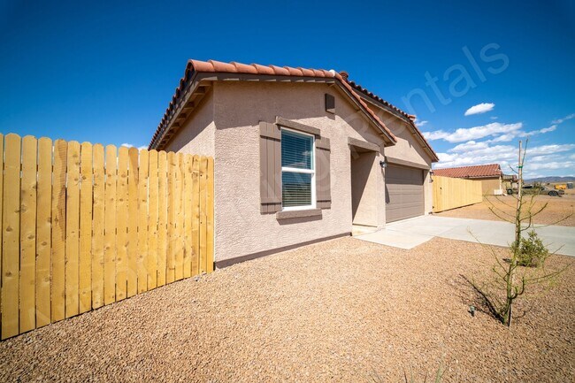 Building Photo - VALLE VISTA GOLF COMMUNITY