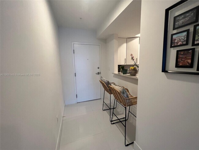 Building Photo - 10950 NW 82nd St