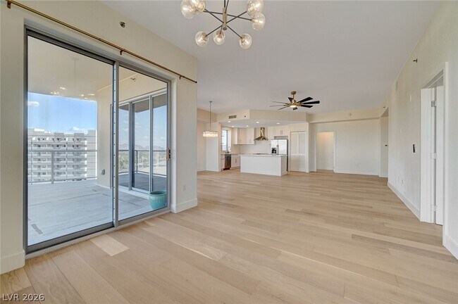 Building Photo - 8255 S Las Vegas Blvd