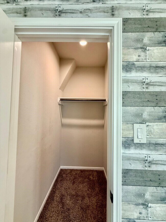 Building Photo - 14208 Wallowa Ridge Ln