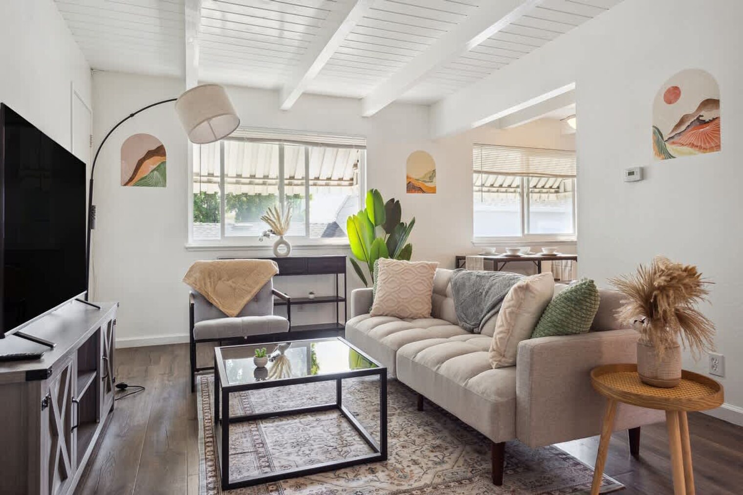 Building Photo - 2312 Bonar St