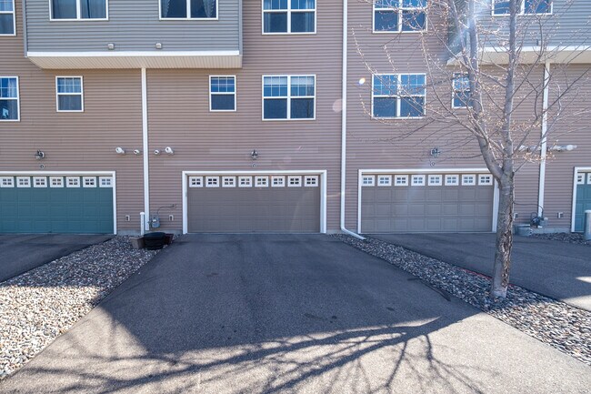 Building Photo - 1988 Commonwealth Blvd