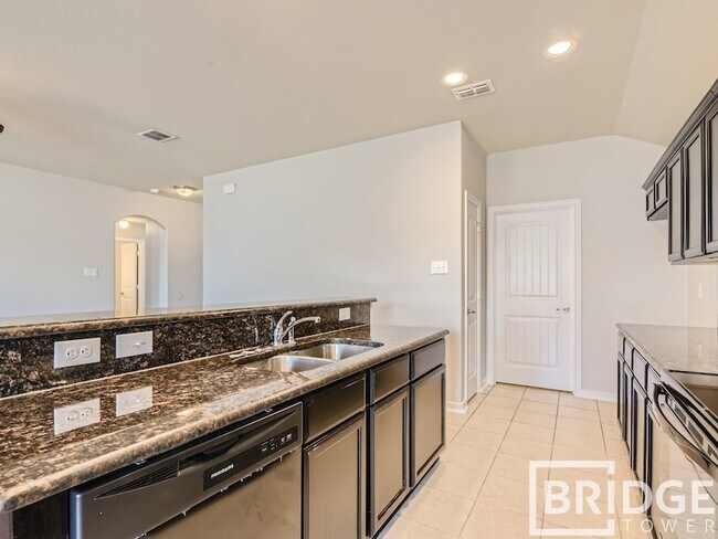 Building Photo - 9212 Abaco Way