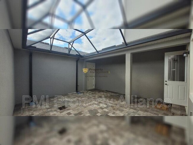 Building Photo - 8084 Glenlloyd Ave