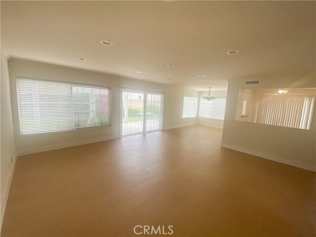 Building Photo - 20692 Cottonwood Rd