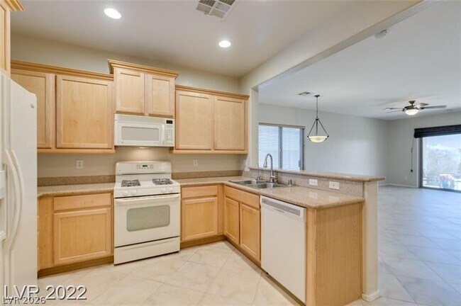 Building Photo - 5985 Falconer Ave