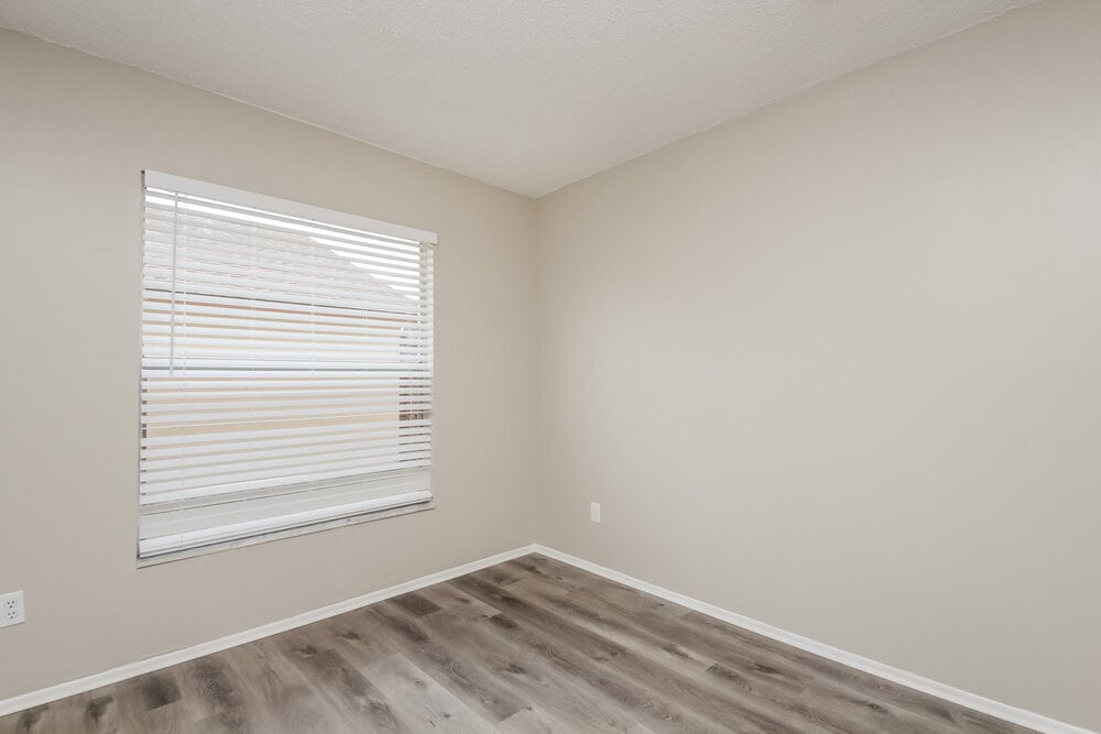 Building Photo - 3210 Tomahawk Dr