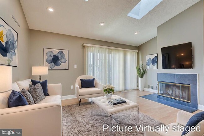 Building Photo - 268 Kempsey Dr