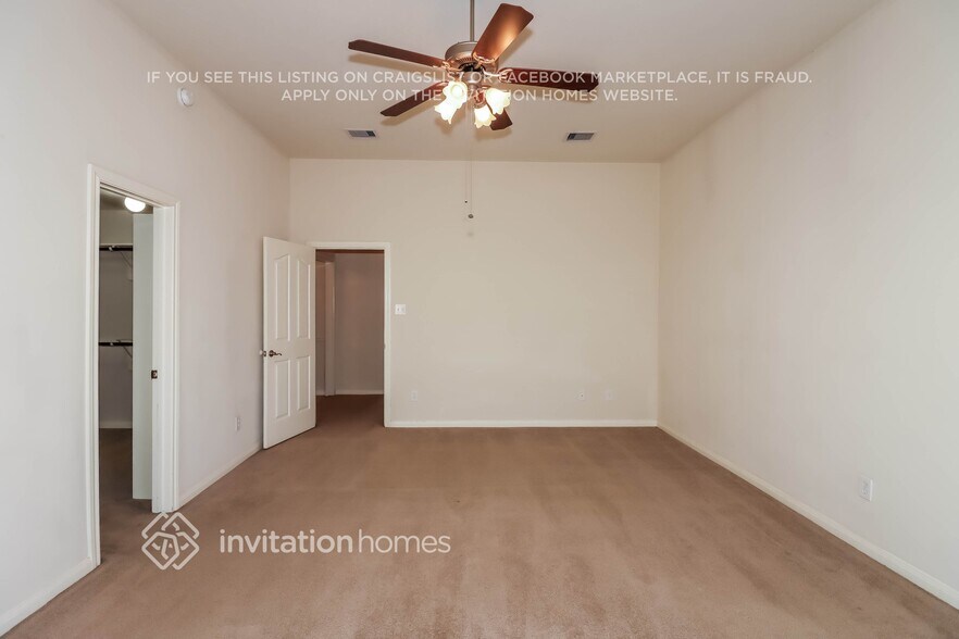 Building Photo - 383 Hyland Ln