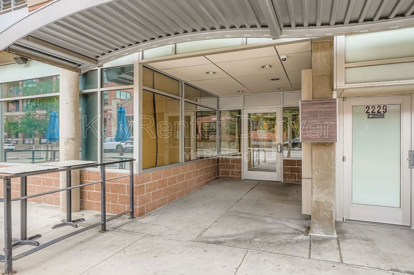 Building Photo - 2229 Blake St