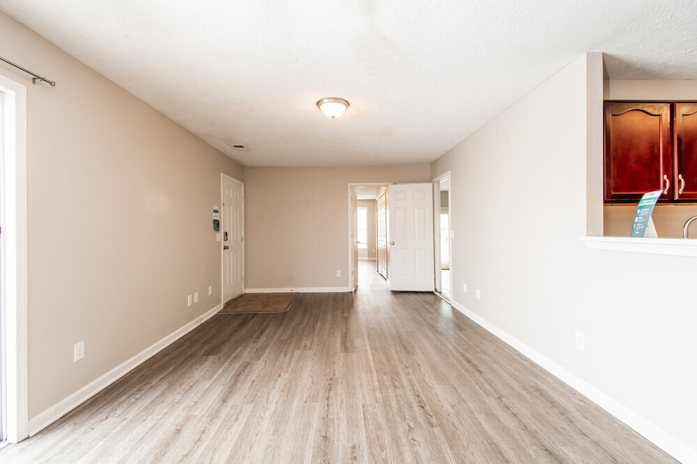 Building Photo - 2633 River Meade Way