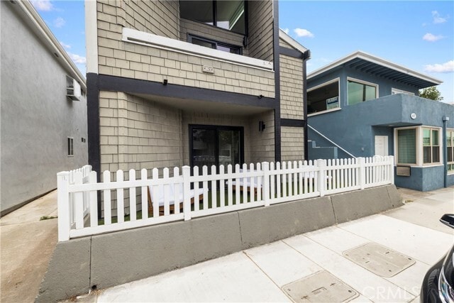 Primary Photo - 421 E Balboa Blvd