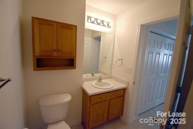 Building Photo - 620 Raphael Place