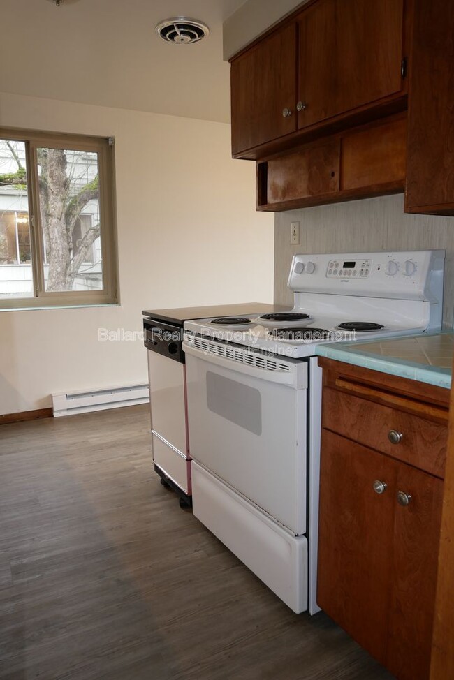 Building Photo - 6402 11th Ave NW