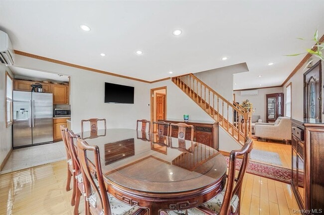 Building Photo - 508 Chamberlin St