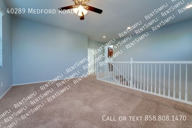 Building Photo - 40289 Medford Rd