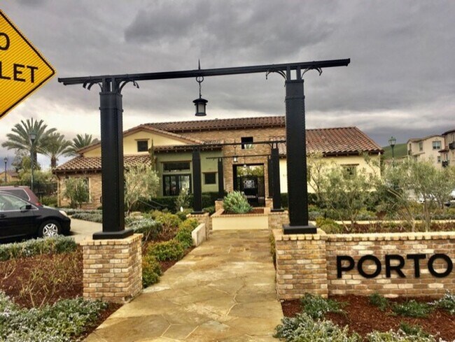 Building Photo - Terrific 4 bed 3.5 Home in Wonderful San Ramon! Great Schools, Shopping, Restaurants!