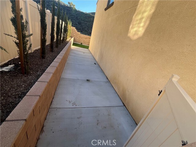 Building Photo - 8465 Anthony St