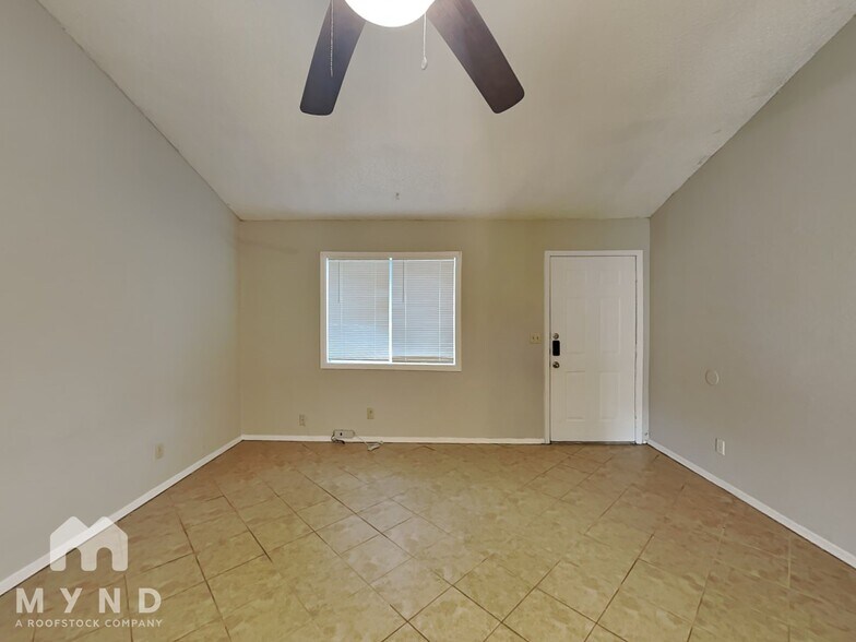 Building Photo - 111 Cindy Ln