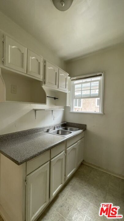 Building Photo - 1159 Westmoreland Ave