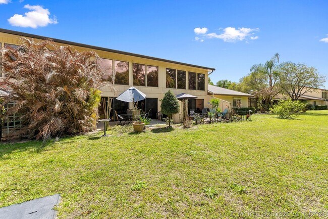 Building Photo - 2987 Bent Pine Dr