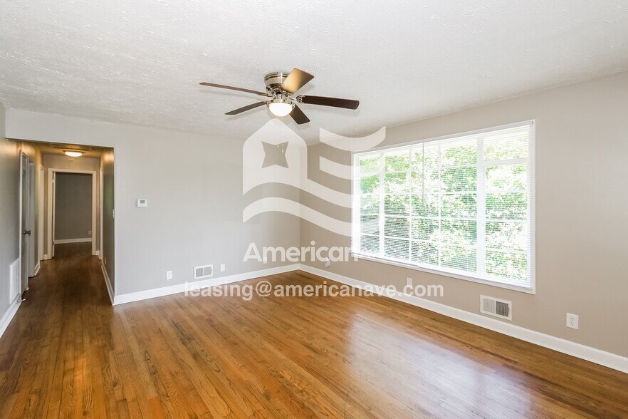 Building Photo - 1227 Radiance Dr