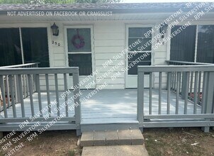 Building Photo - 256 Drahner-1