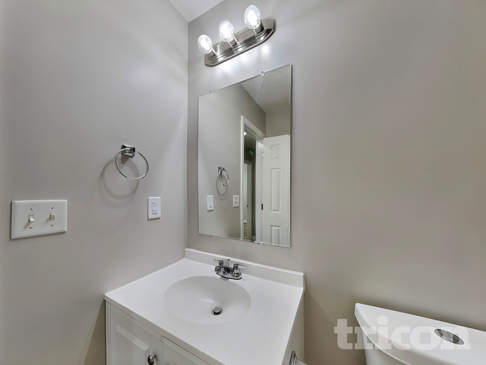 Building Photo - 73 Seagrave Ct