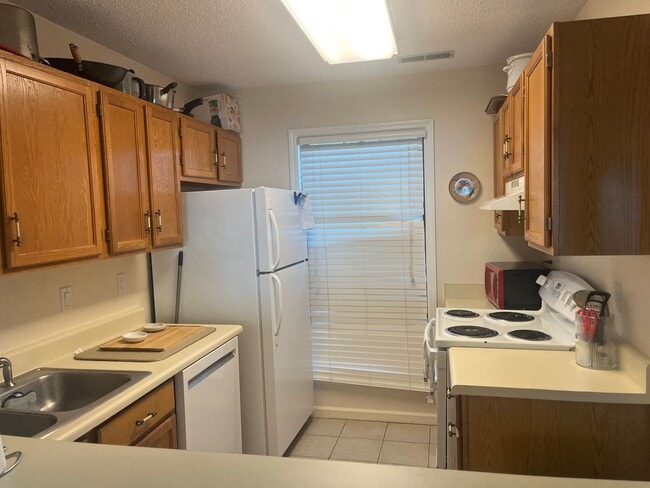 Building Photo - Mountaintop Condo for rent