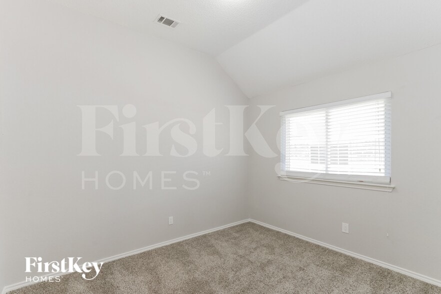 Building Photo - 1027 Sea Shell Dr