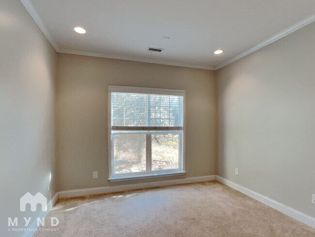 Building Photo - 1101 Forest Willow Ln