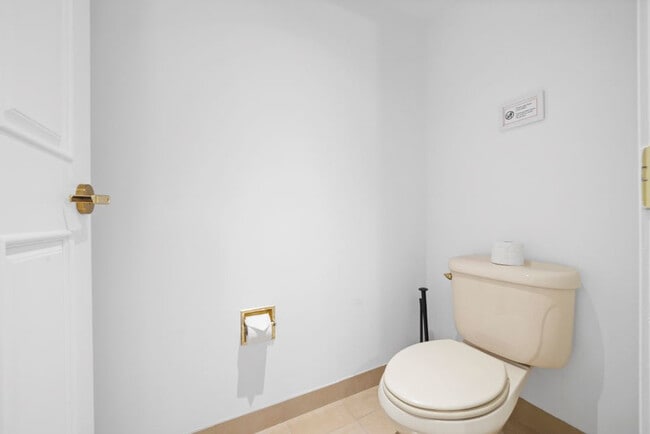 Building Photo - 848 Pacific Ave