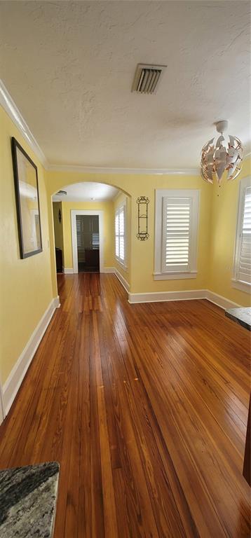 Building Photo - 3026 Burlington Ave N