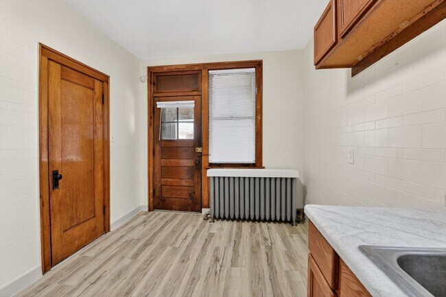 Building Photo - 8018 S Sangamon St