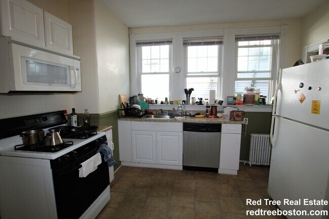 Building Photo - 98 Westbourne Terrace