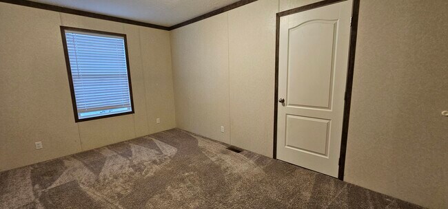 Building Photo - 309 Mulberry