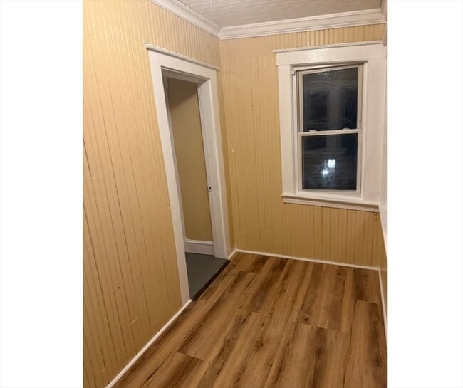 Building Photo - 44 Sanborn St