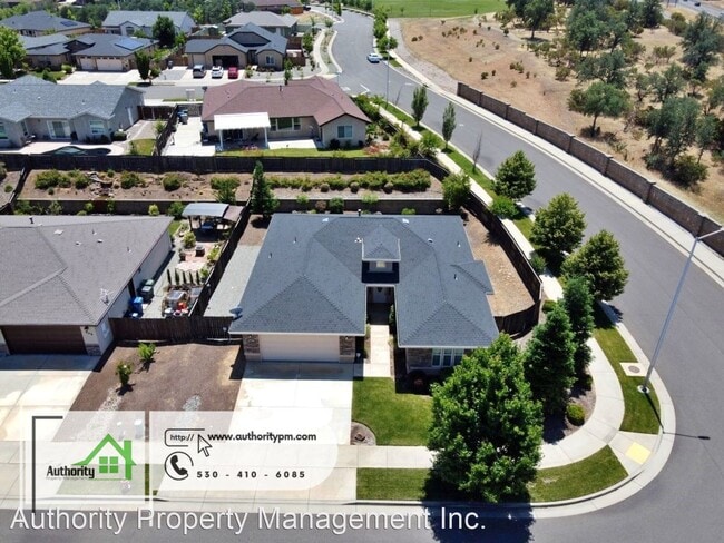 Building Photo - 3 br, 2 bath House - 301 Stinson Loop