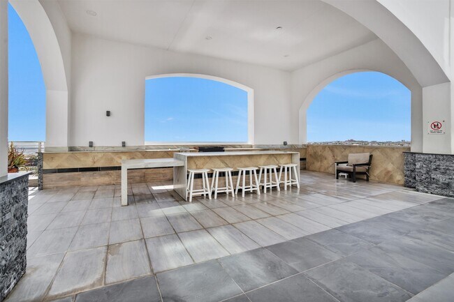 Building Photo - 500 Seawall Blvd