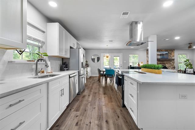 Building Photo - 3417 Shady Oaks Dr