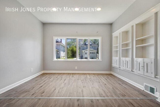Building Photo - 76 Hammerschmidt Ave