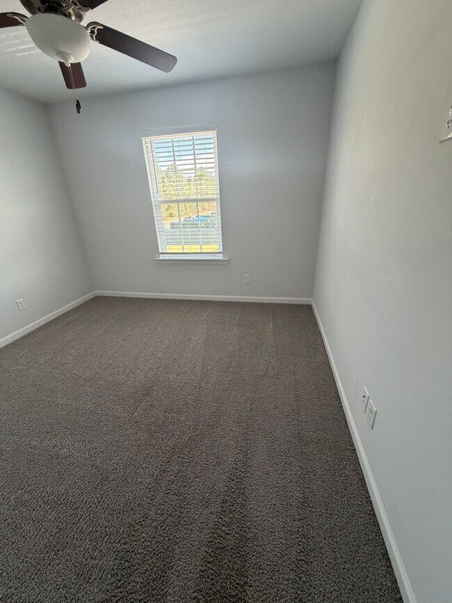 Building Photo - 600 Brightleaf Cir